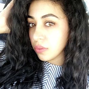 Meet your Posher, Queen